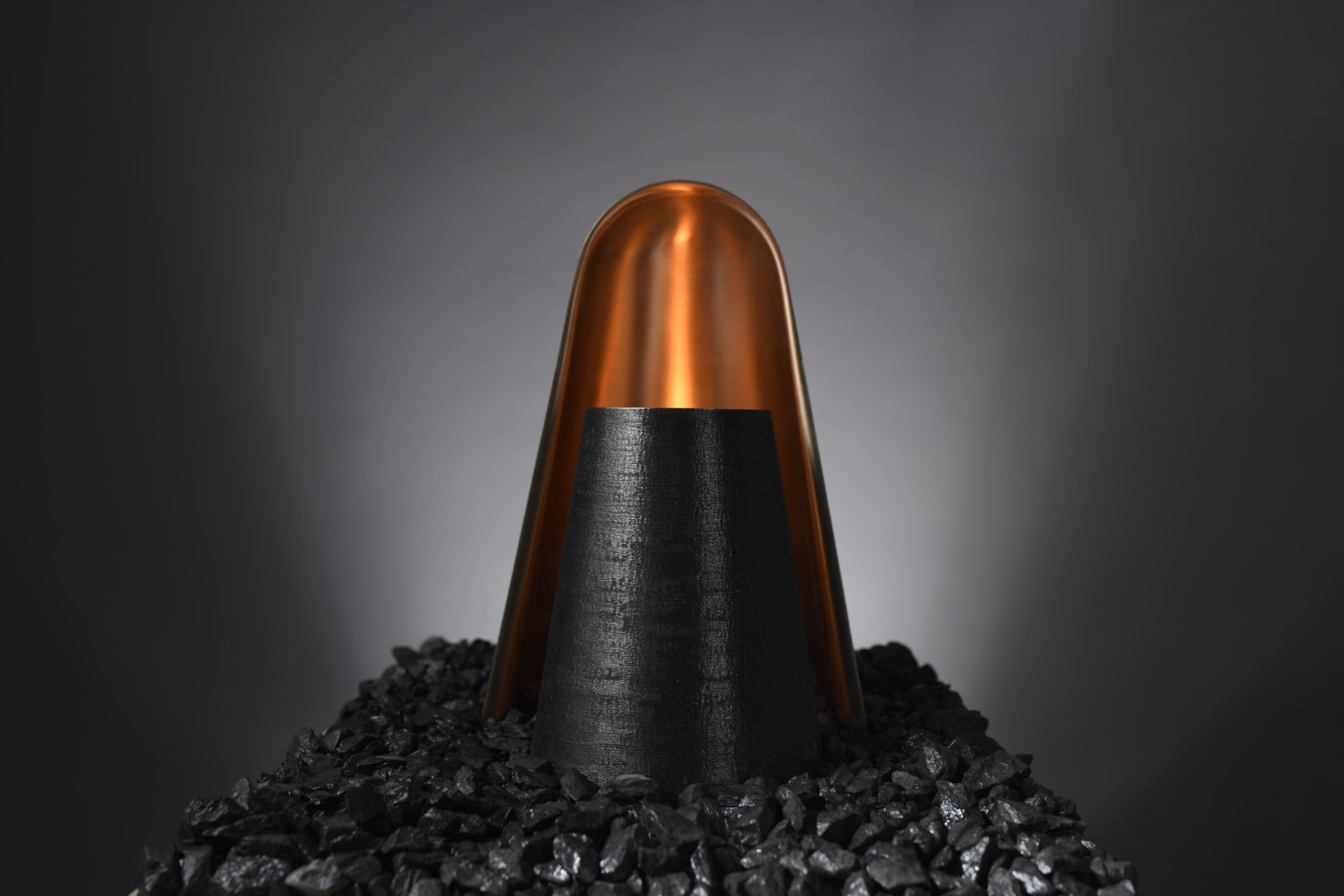 IGNA bronze table lamp