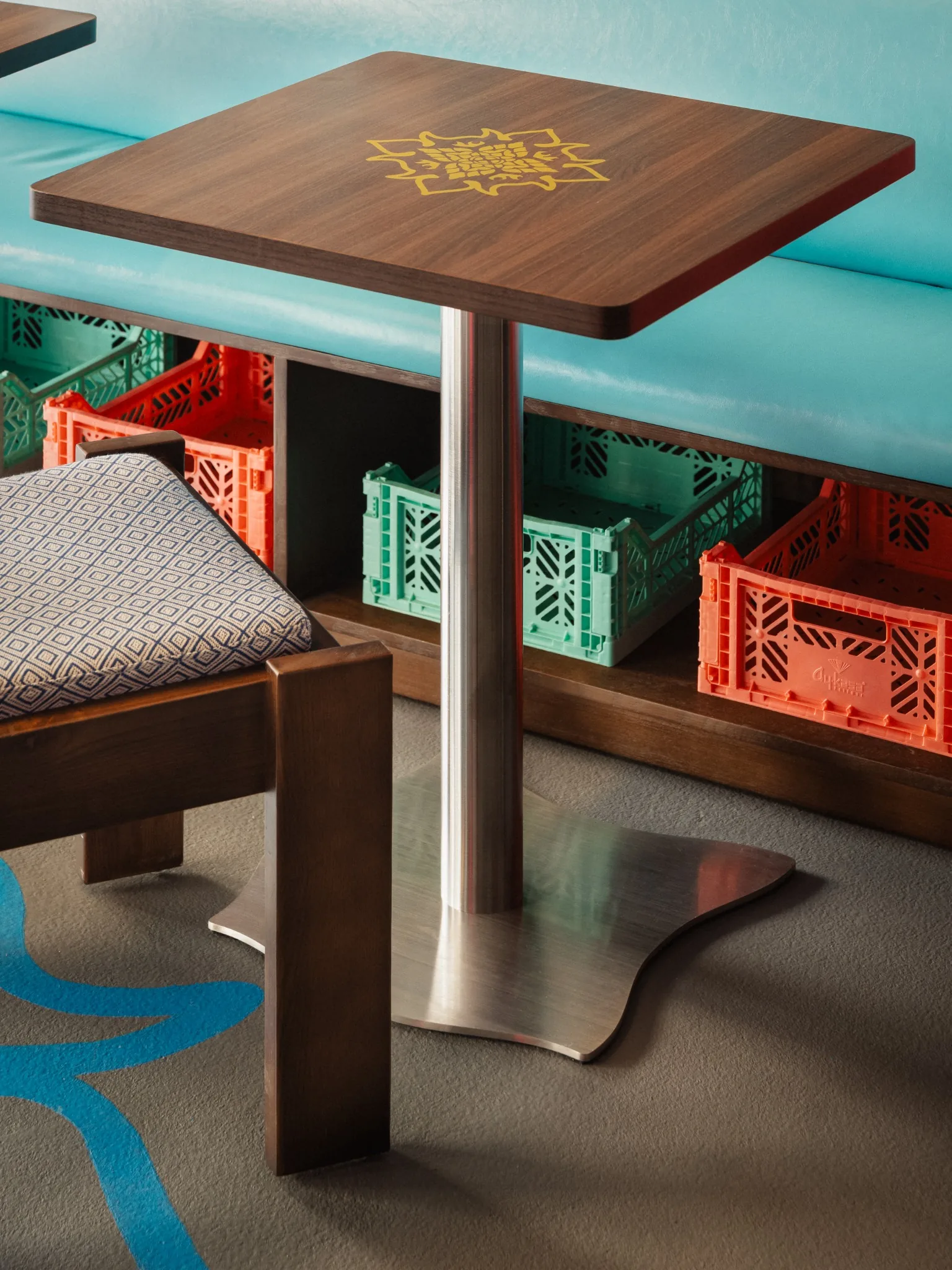 Table sur mesure de Street Bangkok